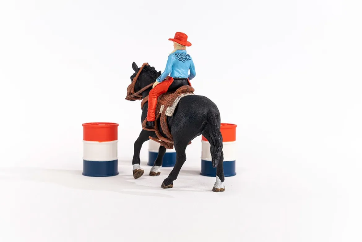 Barrel Racing Avec Une Cowgirl