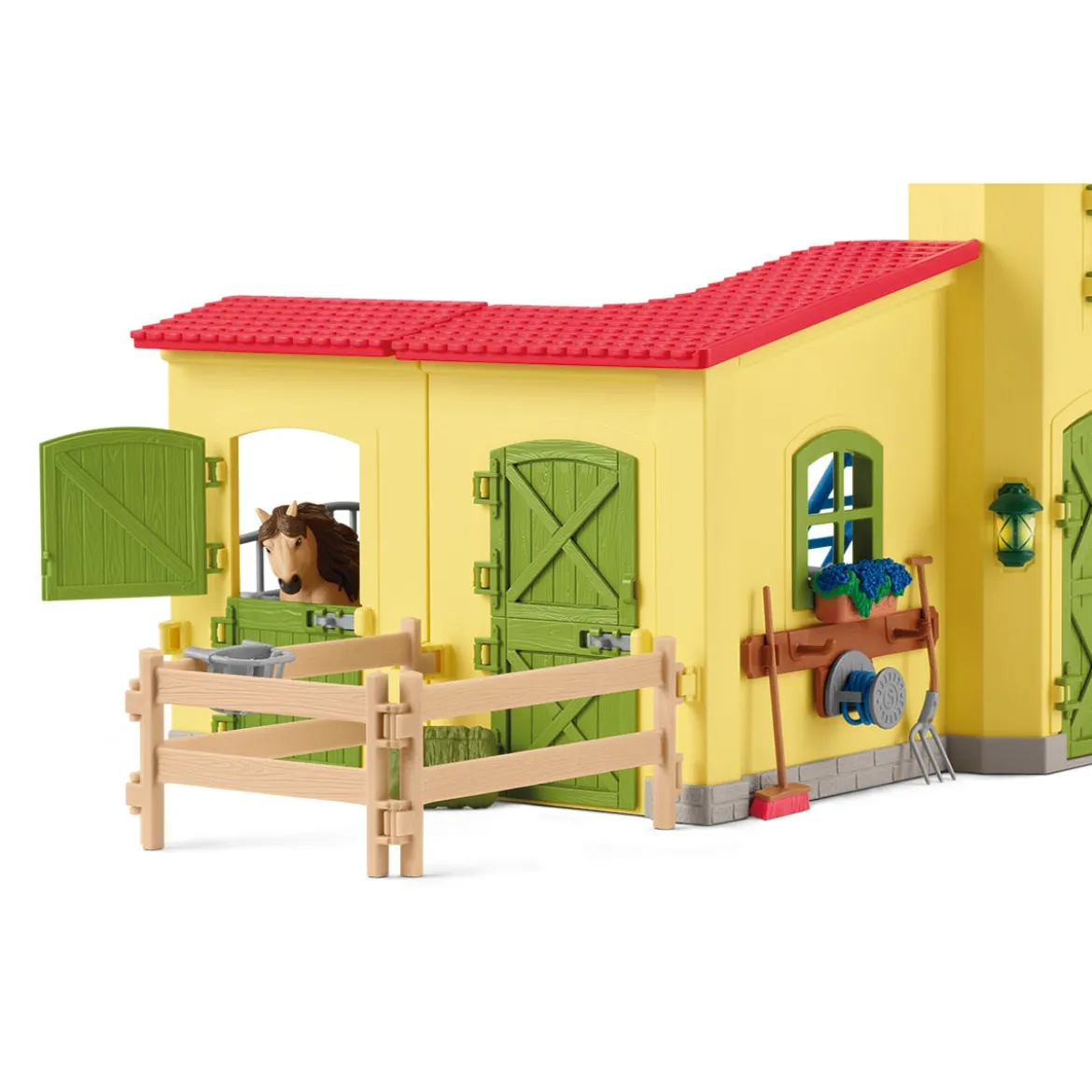 Box avec Poney Icelandais - Extension Ferme Educative