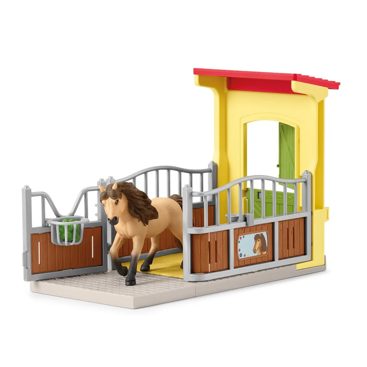 Box avec Poney Icelandais - Extension Ferme Educative