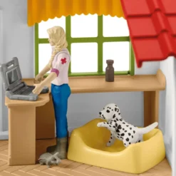 Cabinet vétérinaire avec animaux