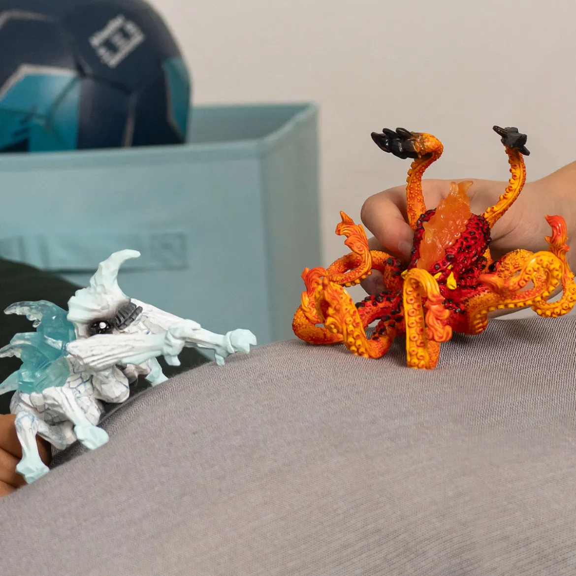 Pieuvre de Feu vs Insecte de Glace